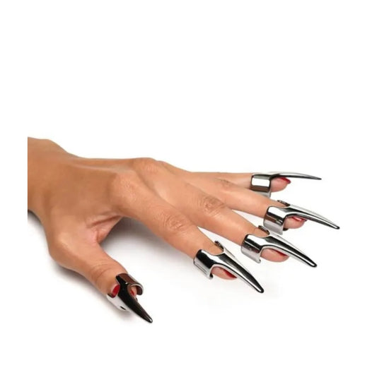 Clawed Sensation Play
Rings